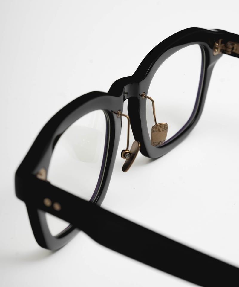 ACETATE HANDMADE MODERN EYEWEAR “WELLINGTON” |