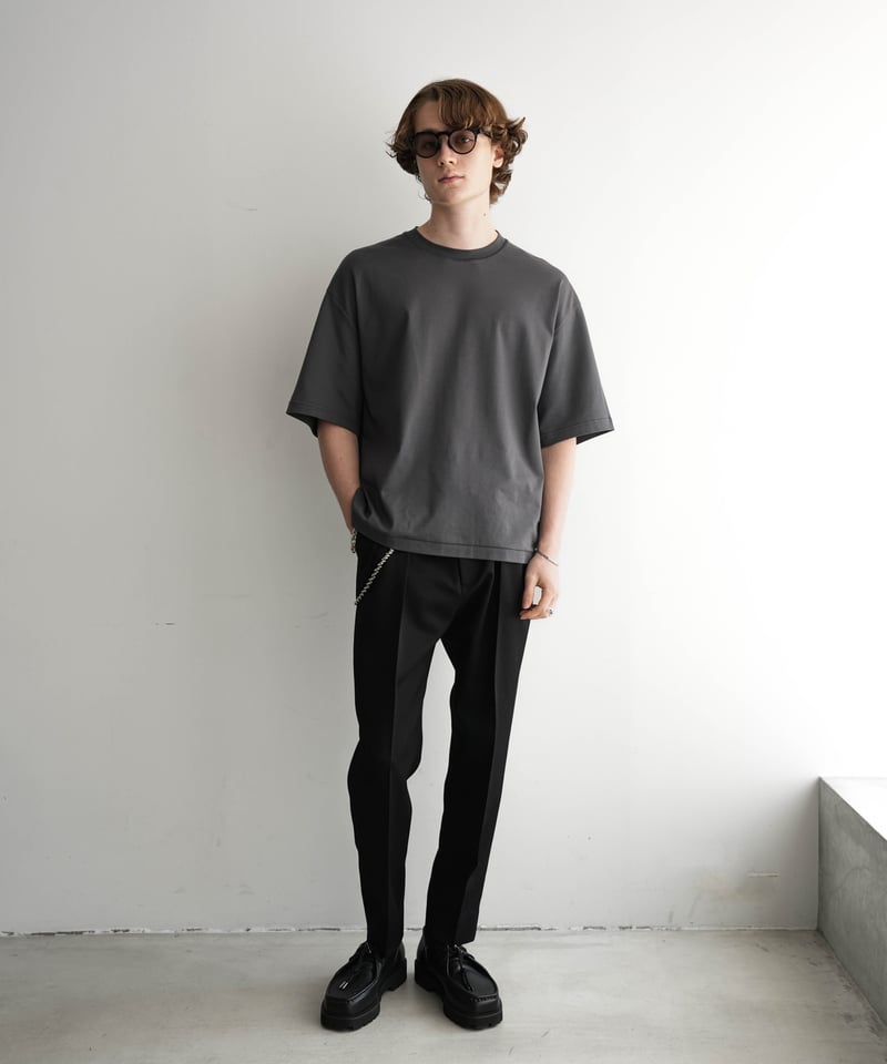 LUXURY MATERIAL SLIM CLASSIC TROUSERS by BISHU