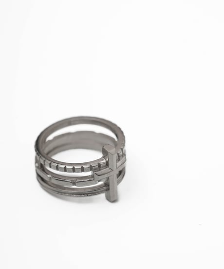 MULTILAYER CROSS RING by artisan