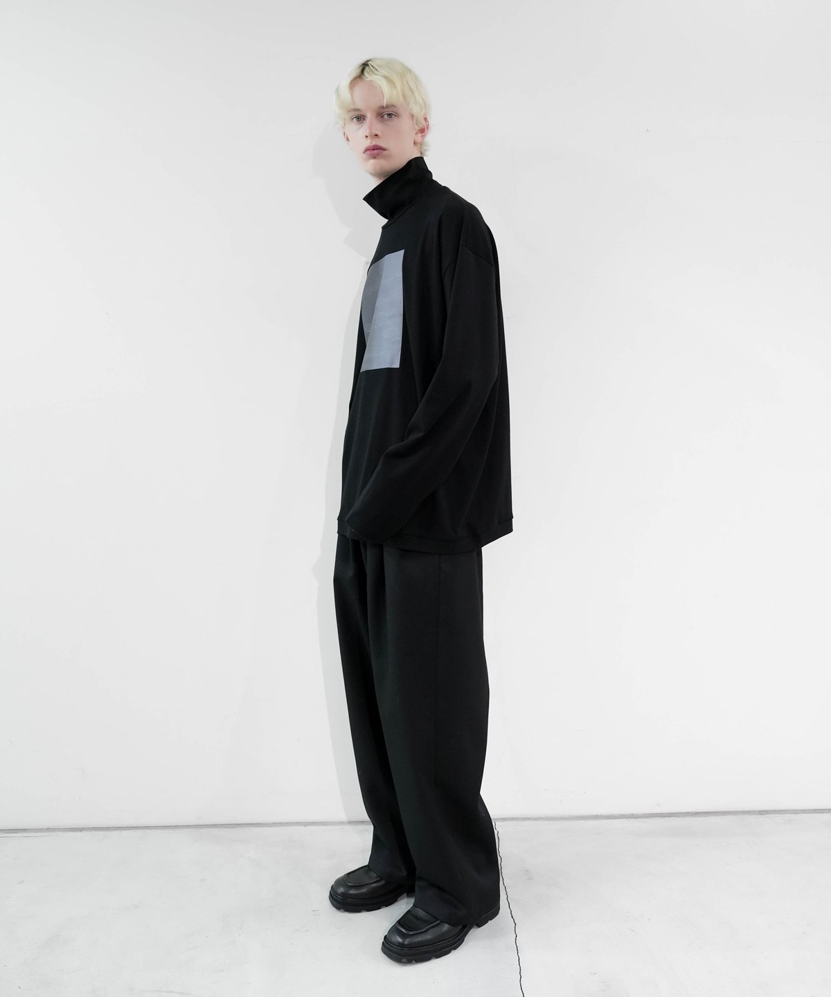 SUVIN PLATINUM LONG SLEEVE TURTLENECK CUTSEW | SUVIN PLATINUM LONG SLEEVE TURTLENECK CUTSEW |