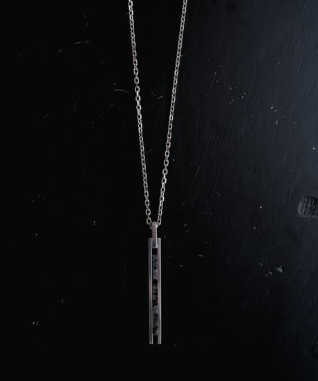 STONE SILVER OBJECT NECKLACE