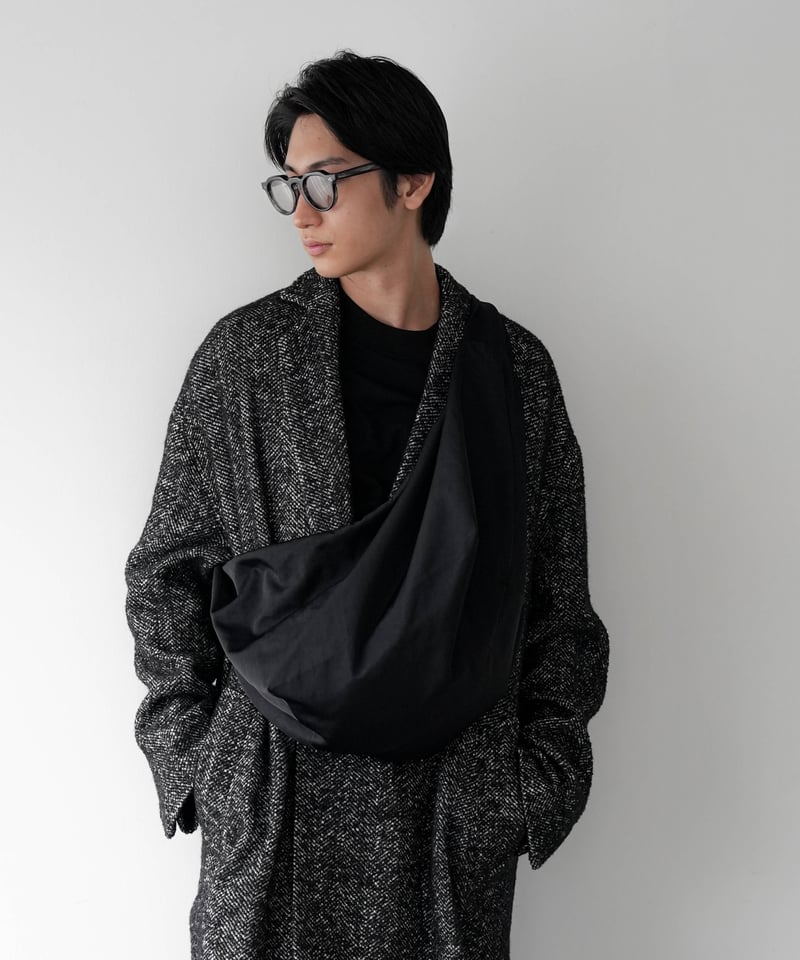 BIG HALF MOON SHOULDER BAG | CTHY