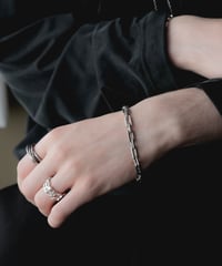 SQUARE CHAIN BRACELET