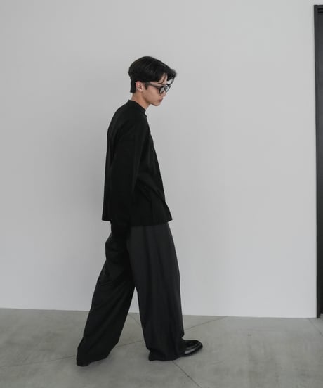 LUXURY MATERIAL SUVIN PLATINUM LONG SLEEVE MOCKNECK CUTSEW
