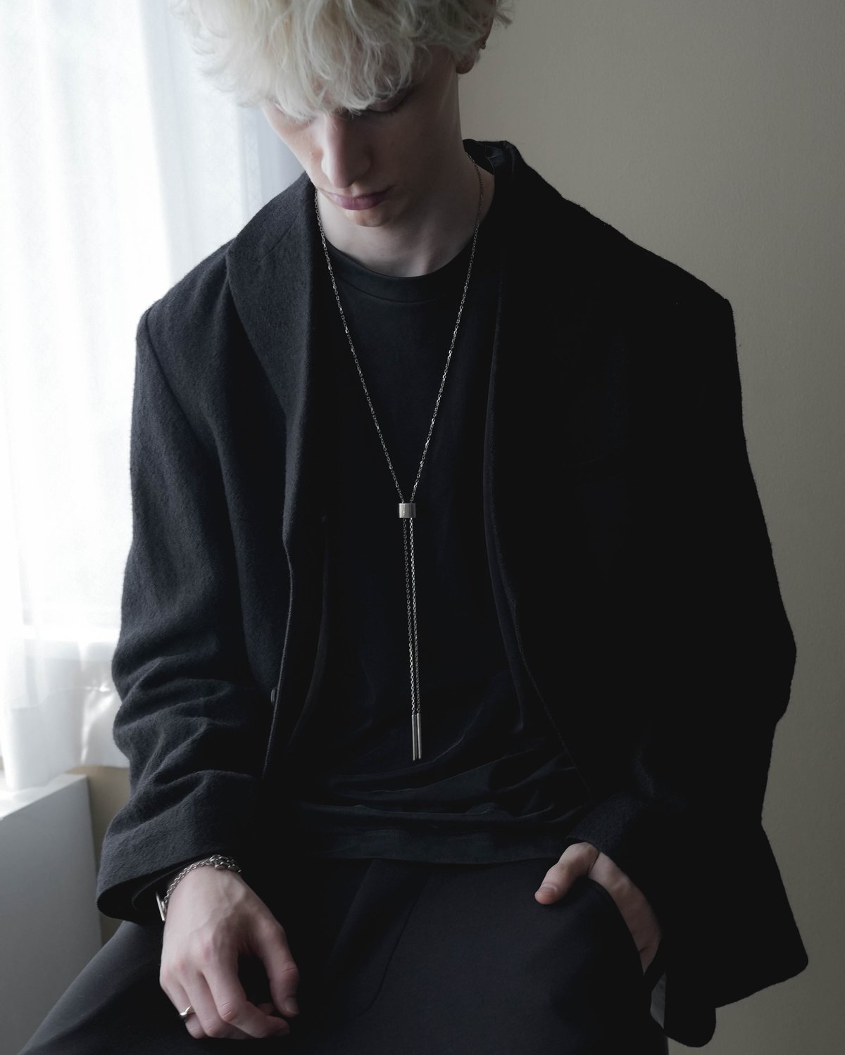 FOLIE PADLOCK LONG LOOP TIE | CTHY