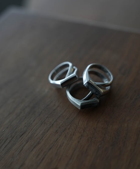 HIGH-END CTHY RING "LARVIKITE"