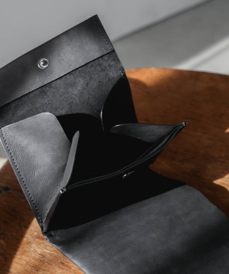 LUXURY MATERIAL GUIDI LEATHER ANONYMOUS WALLET