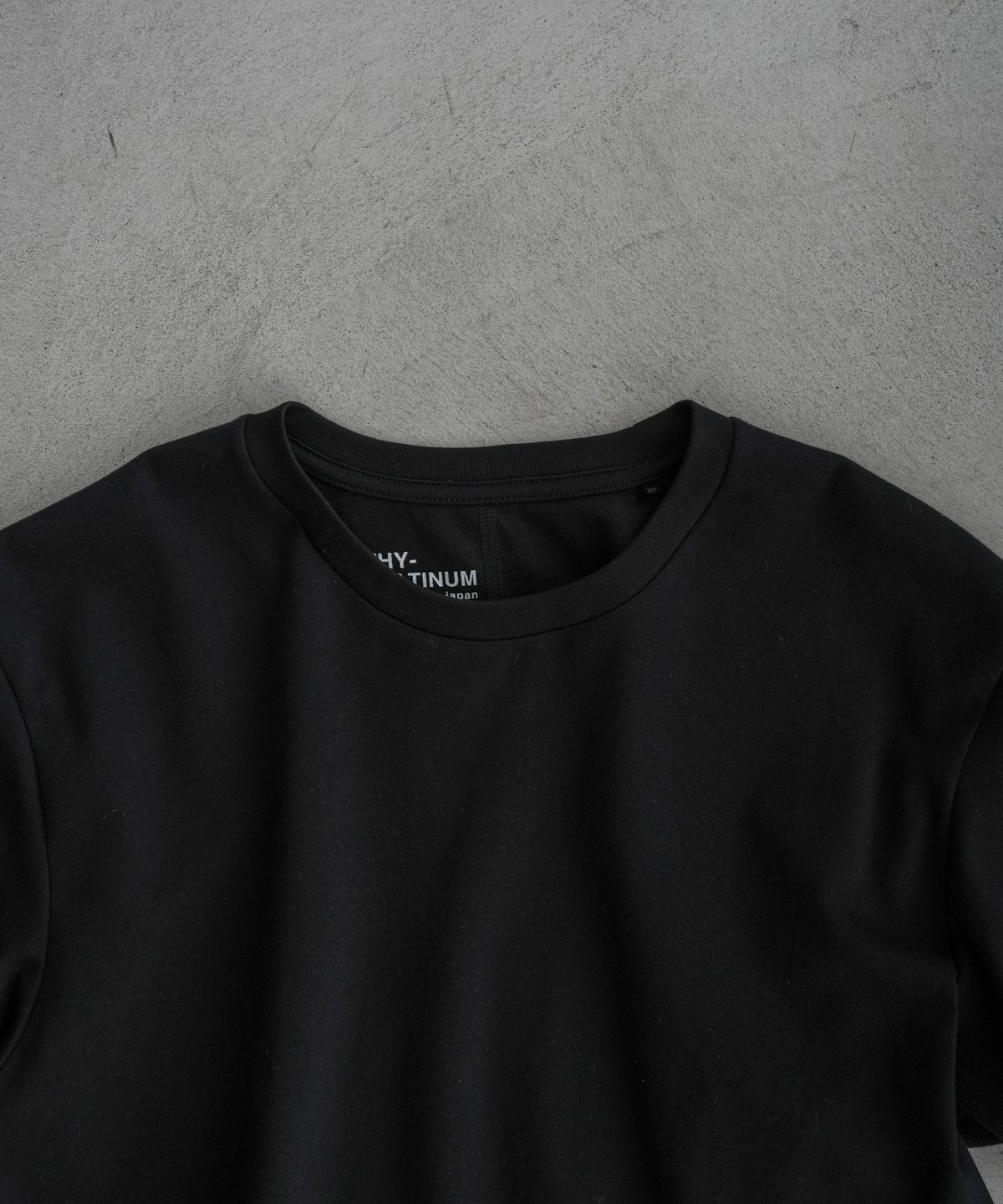 LUXURY MATERIAL SUVIN PLATINUM H/S TEE 【JUST】