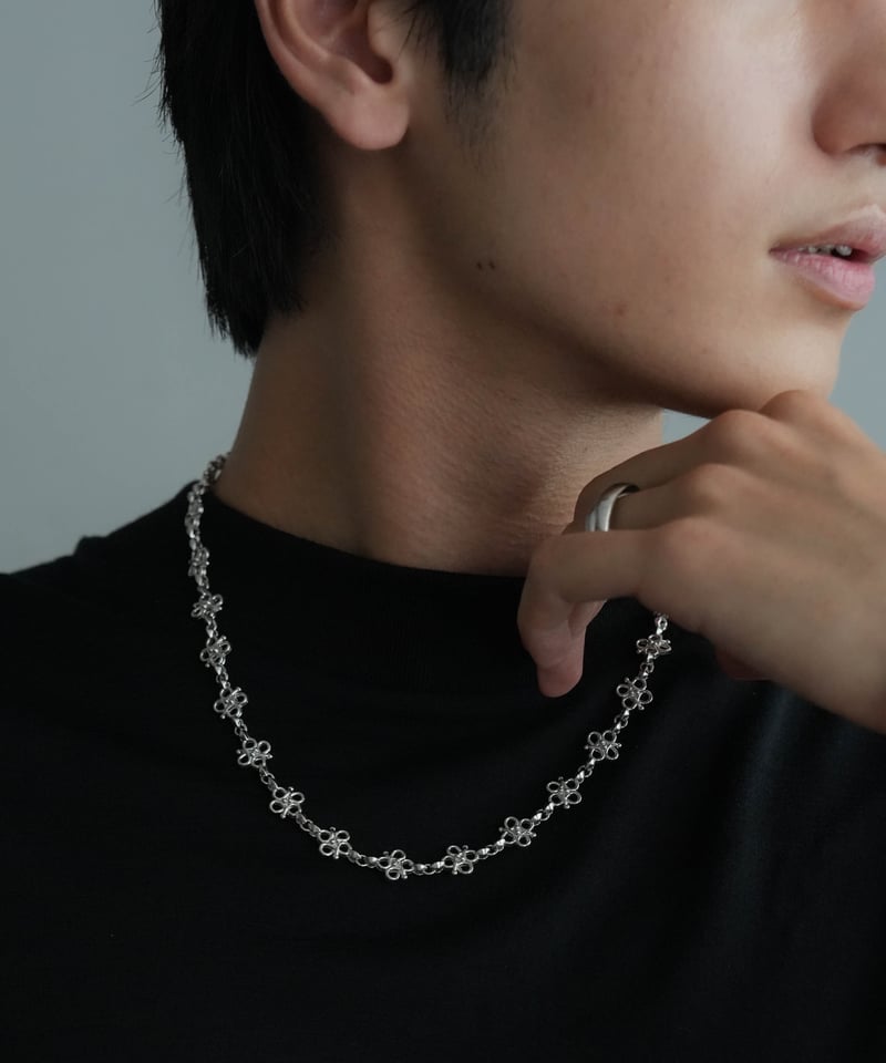 HIGH-END HERITAGE CREST NECKLACE | CTHY