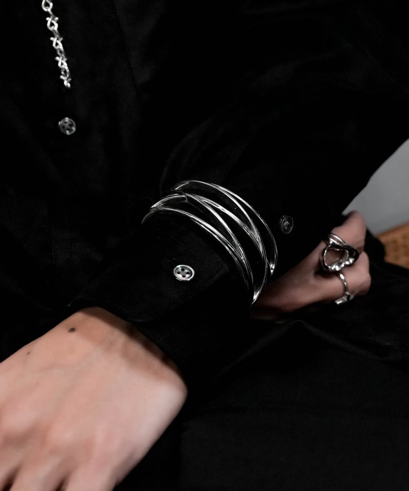 HIGH-END STRUCTURE WIDE BANGLE | CTHY