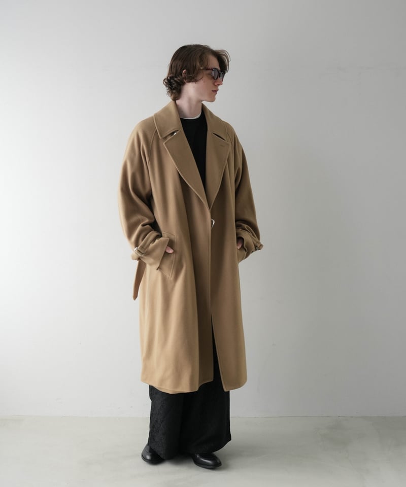 TIELOCKEN COAT by Super140’s Jackal WOOL LUXURY MATERIAL TIELOCKEN COAT by Super140's Ja