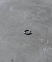 STUDS EAR CUFF