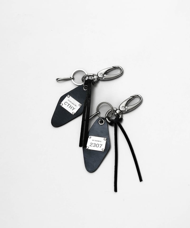 LUXURY MATERIAL LEATHER ROOM KEYRING by BRIDLE LUXURY MATERIAL LEATHER ROOM KEYRING by BRIDLE
