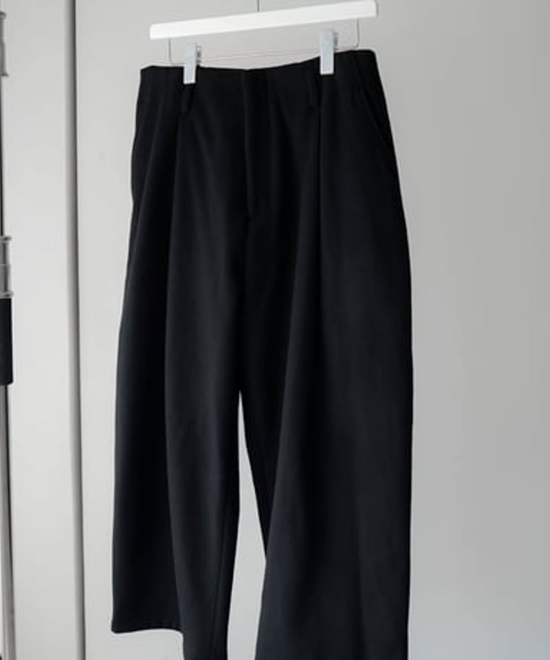 パンツ LUXURY MATERIAL WIDE CURVE TROUSERS LUXURY MATERIAL WIDE CURVE TROUSERS by Super140