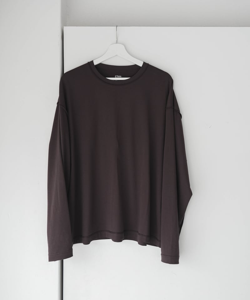 LUXURY MATERIAL LONG SLEEVE CUTSEW by SUVIN PLA