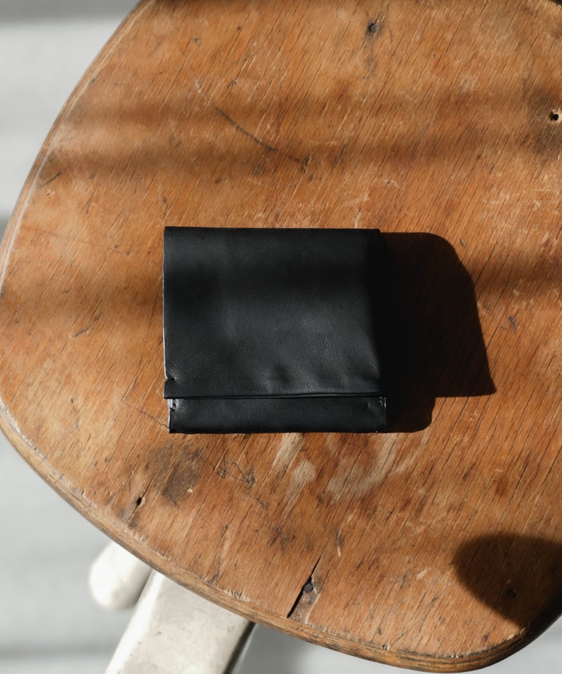LUXURY MATERIAL GUIDI LEATHER ANONYMOUS WALLET