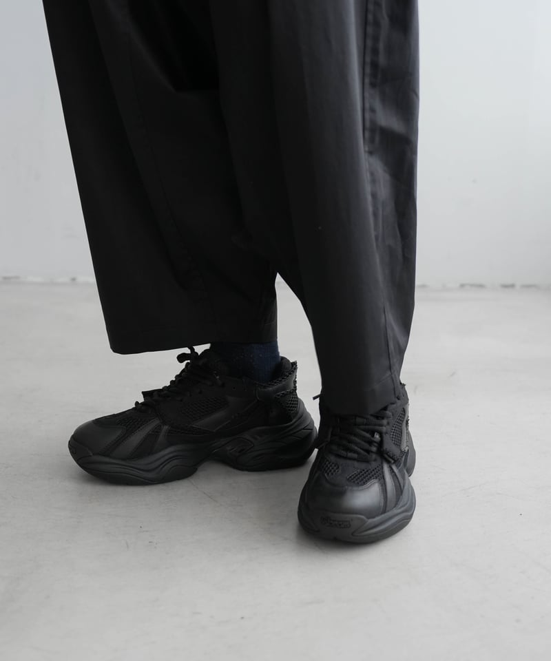 例 フラワー刺繍フェイクレースドレス/透け/フリル/ビジュー/谷間