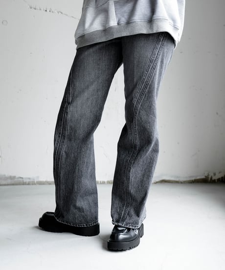 3D TWISTED JEANS [ STRAIGHT ]