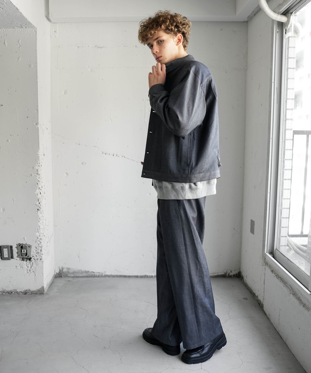 WOOL DENIM WIDE TROUSERS | CTHY
