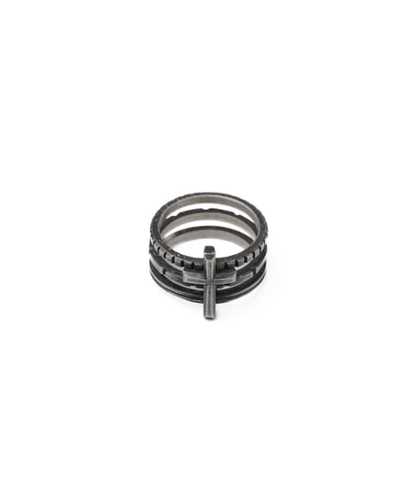 MULTILAYER CROSS RING by artisan