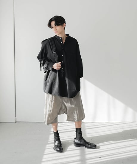 LUXURY MATERIAL LIMONTA ITALY SAROUEL HALF PANTS