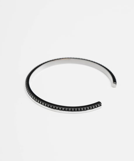 LAYER BANGLE