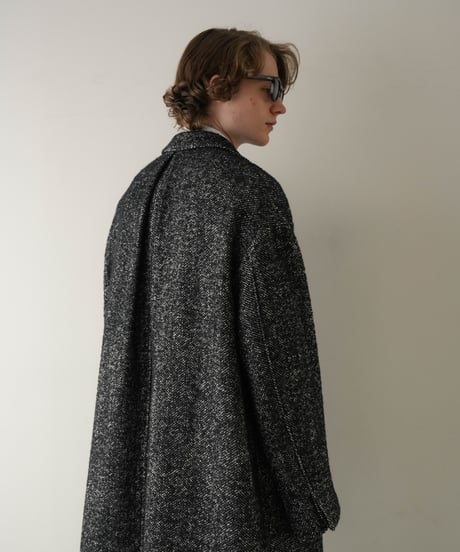 LUXURY MATERIAL CHESTER COAT by Super140’s Jackal WOOL / TWEED