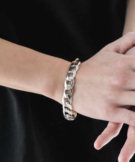 HIGH-END HERITAGE SILVER BRACELET