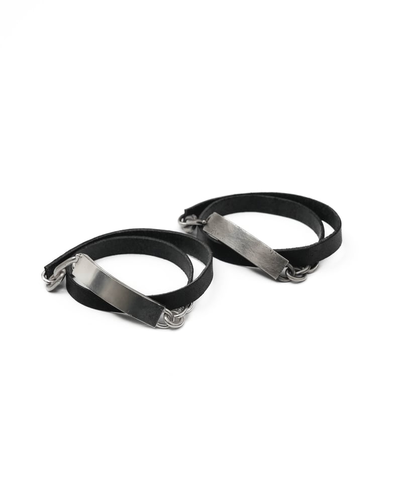 Guidi / ブラック バイソンレザー ブレスレット GUIDI LEATHER PLATE BRACELET by artisan | CTHY