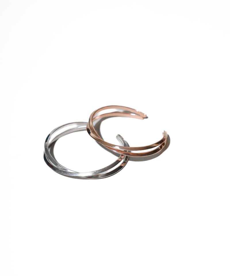 LAYERD DELTA BANGLE | CTHY LAYERD DELTA BANGLE | CTHY