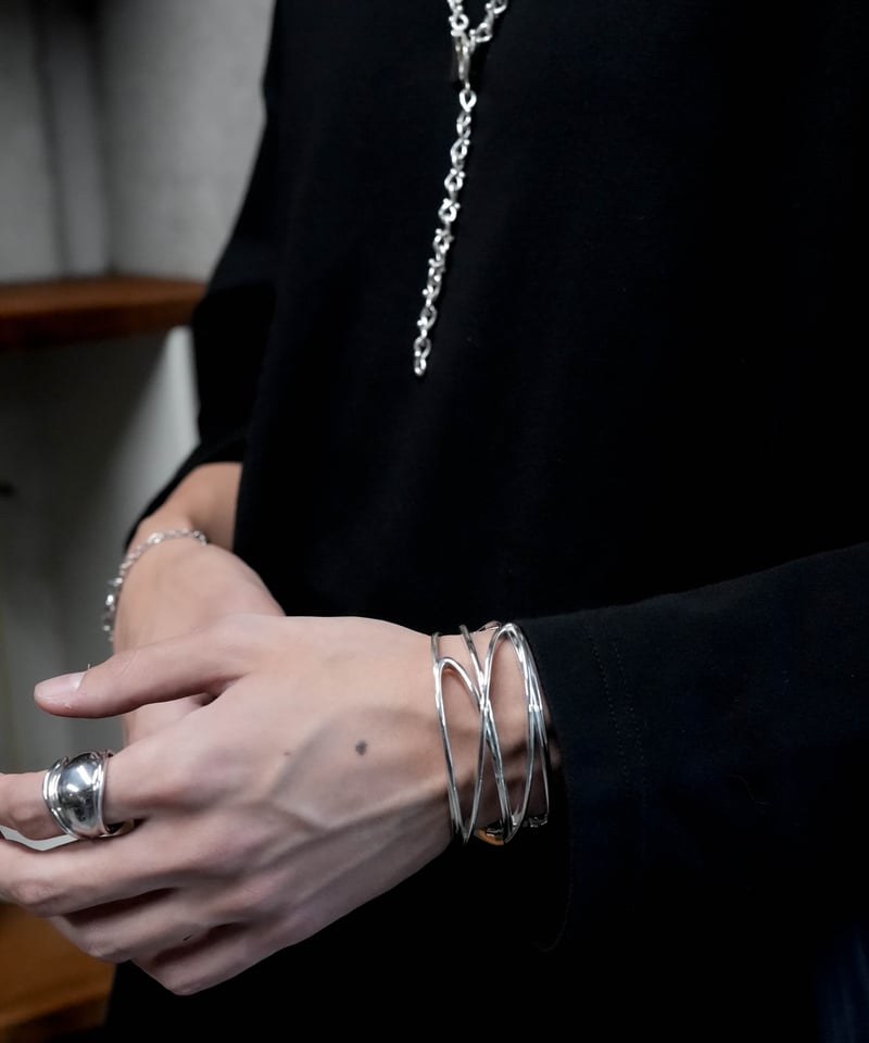 HIGH-END STRUCTURE WIDE BANGLE | CTHY
