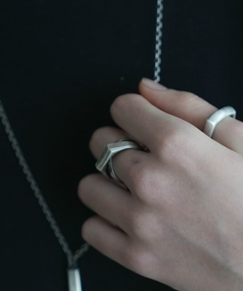 PARALLELOGRAM THUMB RING | CTHY