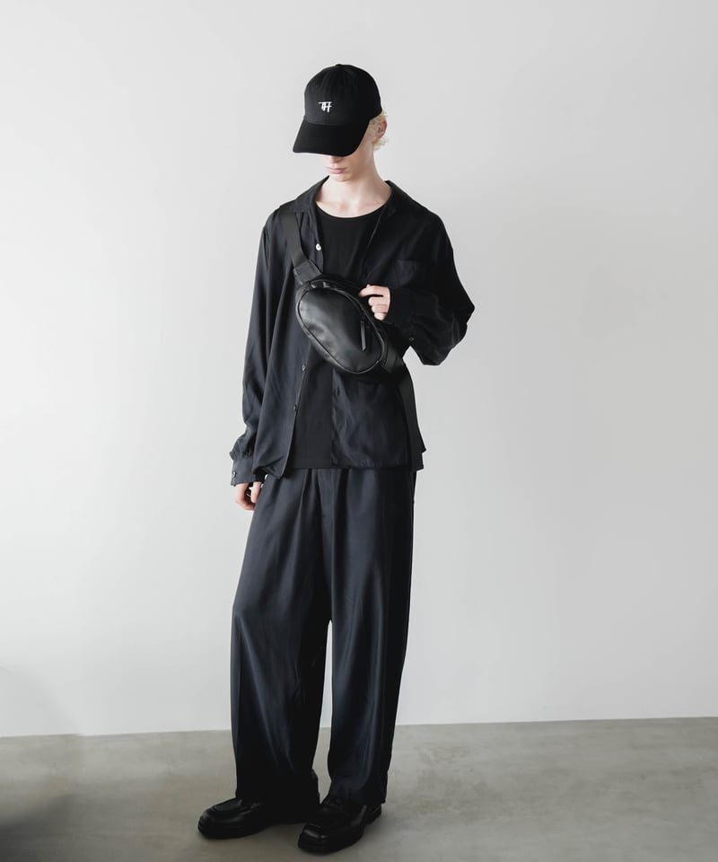 WATER PROOF LEATHER BODY BAG | CTHY