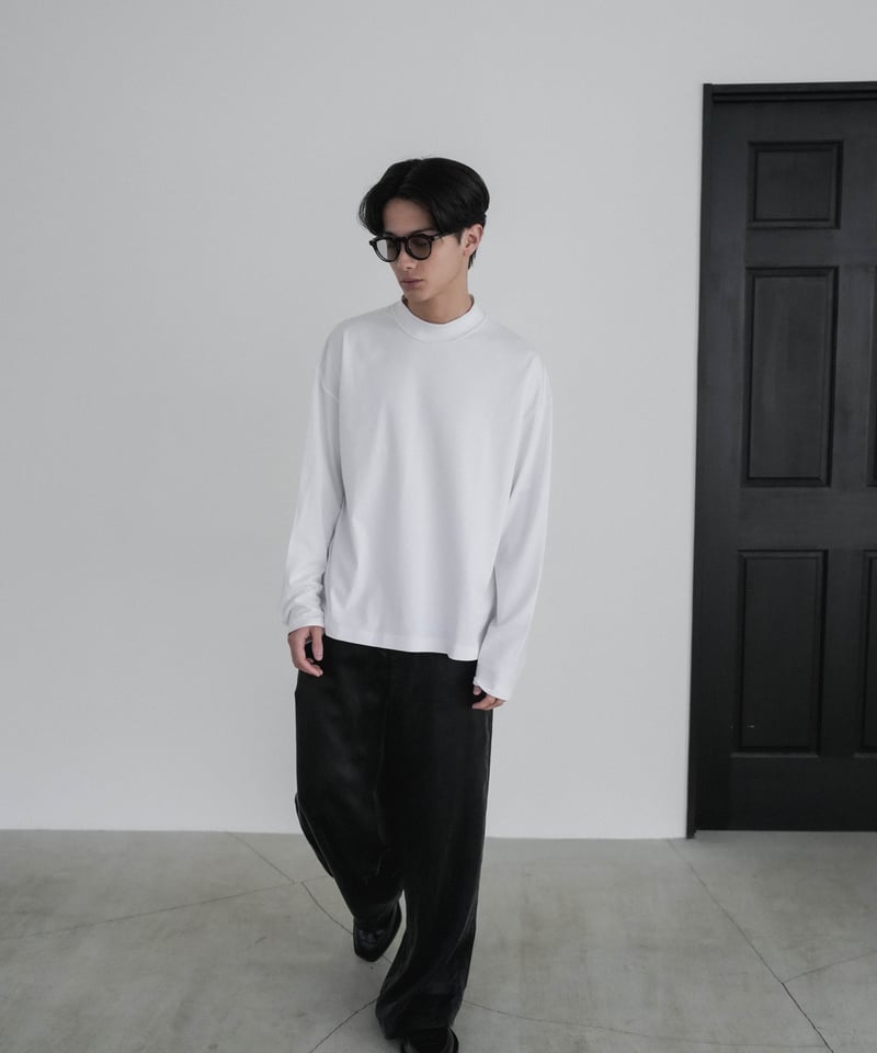 LUXURY MATERIAL SUVIN PLATINUM LONG SLEEVE MOCK