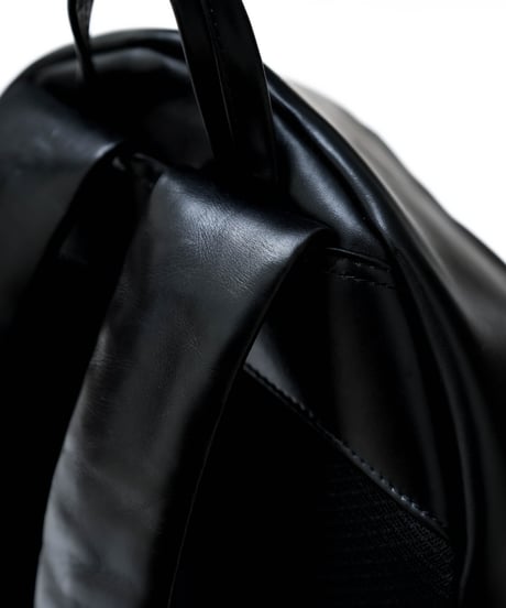 #16 LUXURY MATERIAL DAYPACK by Annonay