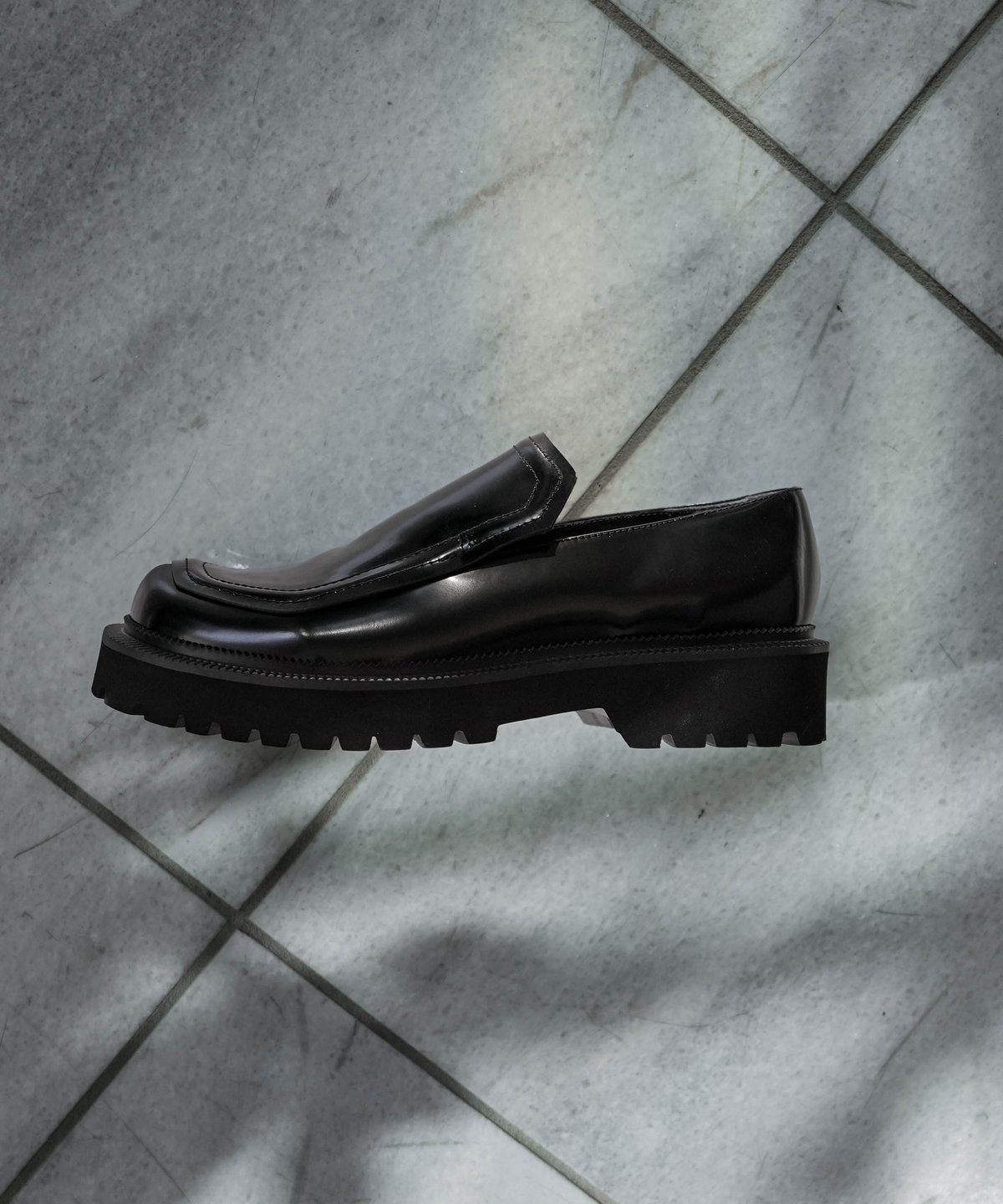 LEATHER FACET LOAFER | CTHY
