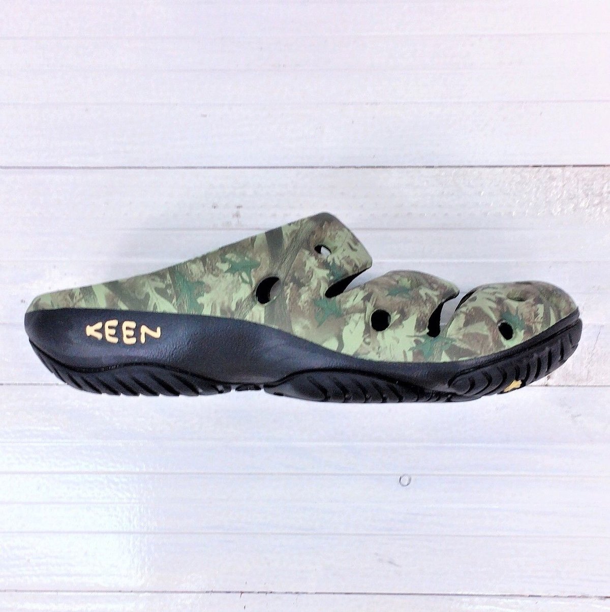 キーン KEEN YOGUIARTS カモグリーン 25.0cm