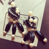 “アノンノ" イヤリング