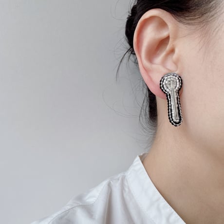 monotone*【earphones】