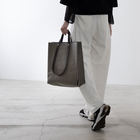 TWIST-SHOPPER Medium #GRAY × MARINE BLUE