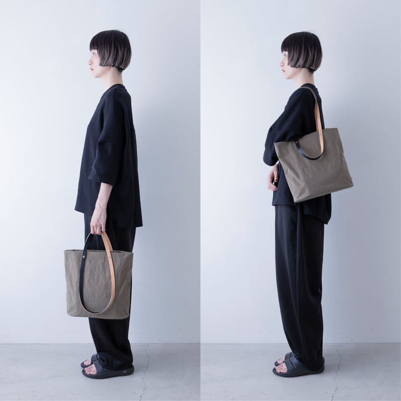TWISTLOOP トートバッグ　M ★新品タグ付き 今シーズン物 TWISTLOOP-ORIGINAL Small #BLACK | .URUKUST