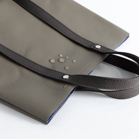 TWIST-SHOPPER Medium #GRAY × MARINE BLUE