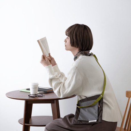 TWISTLOOP-COMPOSITION Shoulder #GRAYxIVORY