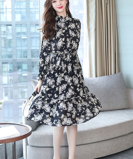 花柄 スタンドカラー シフォンワンピース 長袖 黒地の白の小花花束柄ドレス XL [OP44]