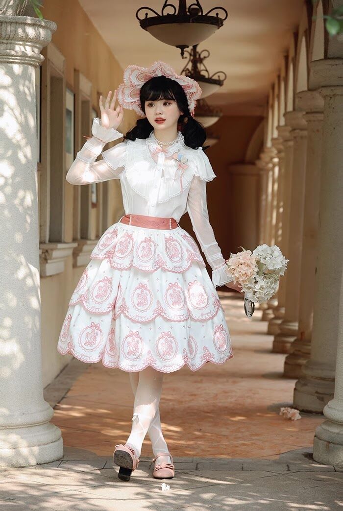 Alice Girl / チューリップ刺繍三段スカート・ブラウス [LO   Ros