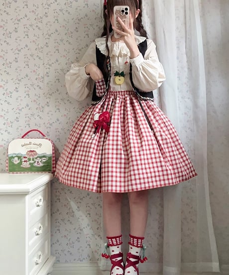 Miss Point りんご園 バイエルン風ロリィタドレス リバーシブルスカート、フリルブラウス、リバーシブルベスト [LO942]