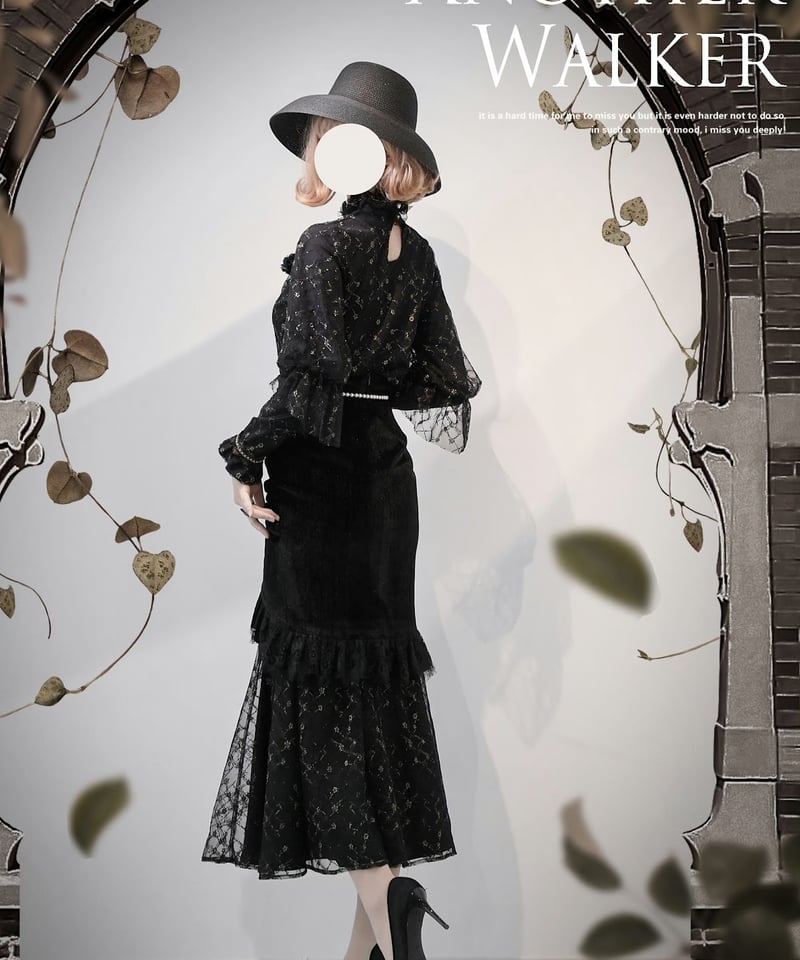 ウサギと城刺繍の黒ベルベットスカート　ロリィタ　ゴシック　FRILL サブカル 服 地雷系 通販 JSK 闇かわいい レースアップ 烏