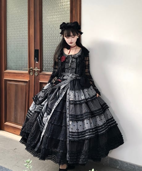 【SZ'】ロリータドレス　Sサイズ ロリータ ドレス Sサイズ SZ'様専用】ロリータドレス Sサイズ 小さい