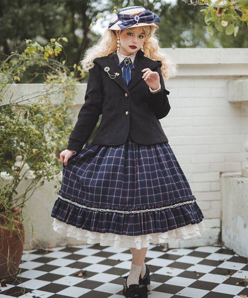 Miss Point / 薔薇人形 ロリィタドレス フード付きショートコート