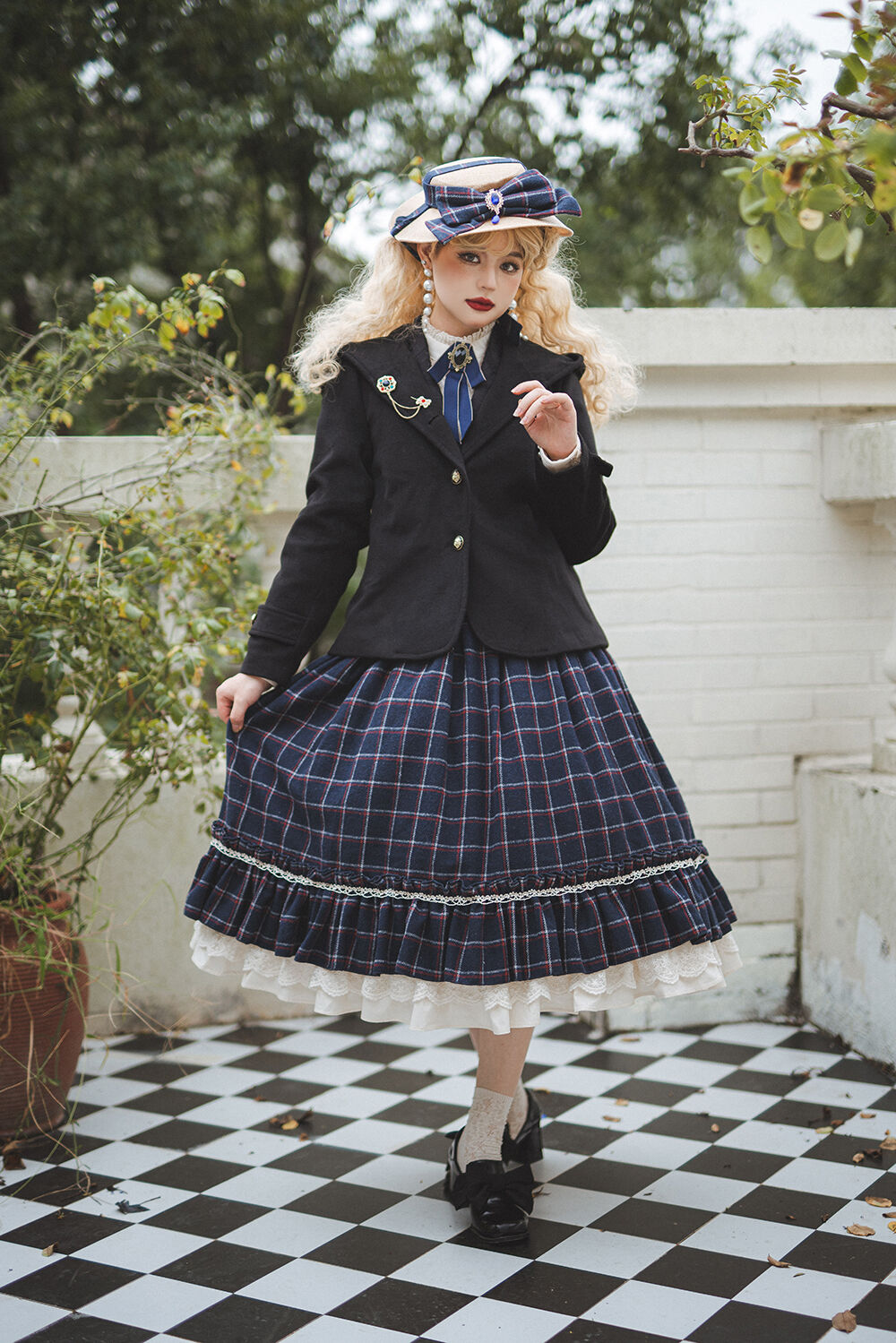 Miss Point / 薔薇人形 ロリィタドレス フード付きショートコート